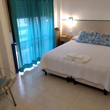 Hotel Soleares Mar del Plata Eksteriør bilde